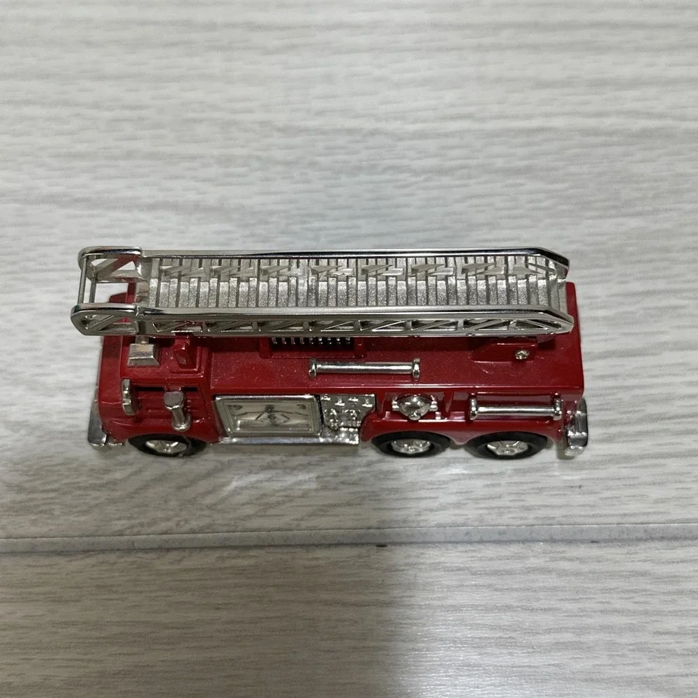TIMEX Collectible Quartz Miniature Clock Die Cast Fire Truck 4.5x2.5